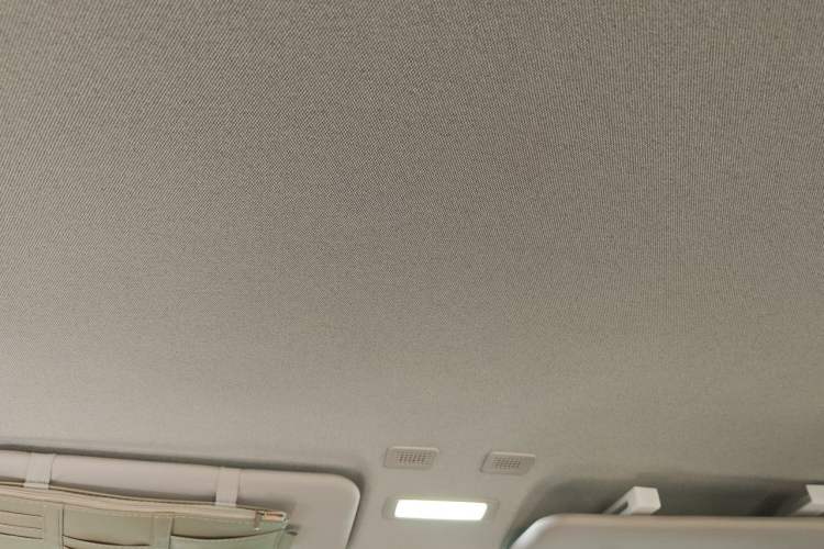 Used Geely Galaxy Panda 2023 Panda Mini 200km Endurance Bear Headliner