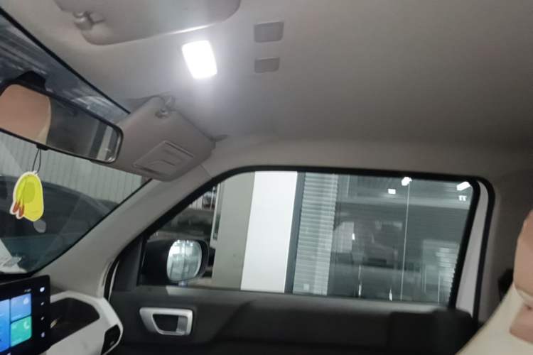 Used Geely Galaxy Panda 2023 Panda Mini 200km Endurance Bear Headliner