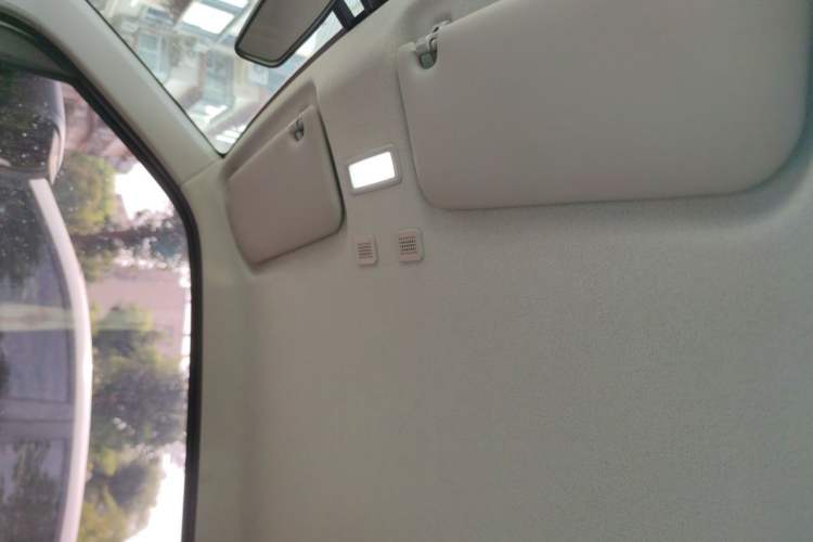 Used Geely Galaxy Panda 2023 Panda Mini 200km Endurance Bear Headliner