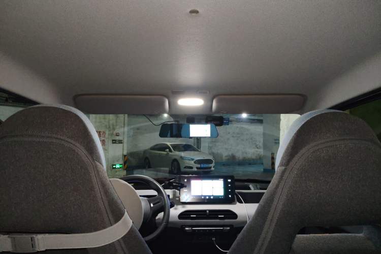 Used Geely Galaxy Panda 2023 Panda Mini 200km Endurance Bear Headliner