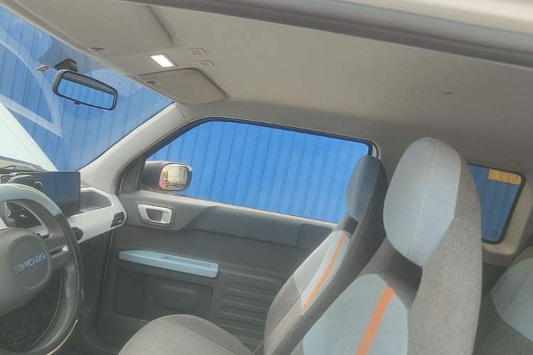 Used Geely Galaxy Panda 2023 Panda Mini 200km Endurance Bear Headliner