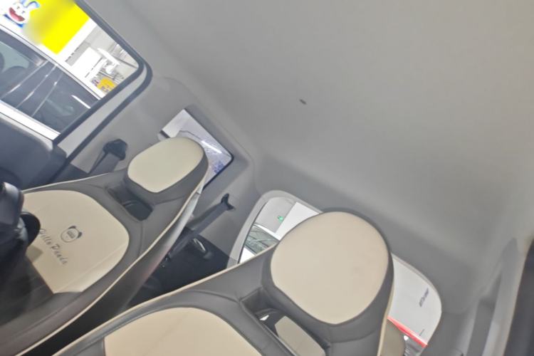 Used Geely Galaxy Panda 2023 Panda Mini 200km Endurance Bear Headliner