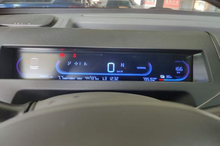 Used Geely Galaxy Panda 2023 Panda Mini 200km Endurance Bear Instrument Cluster