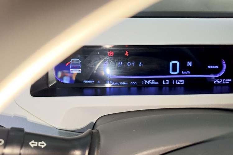 Used Geely Galaxy Panda 2023 Panda Mini 200km Endurance Bear Instrument Cluster