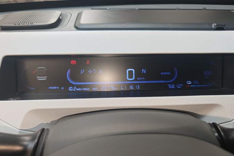 Used Geely Galaxy Panda 2023 Panda Mini 200km Endurance Bear Instrument Cluster