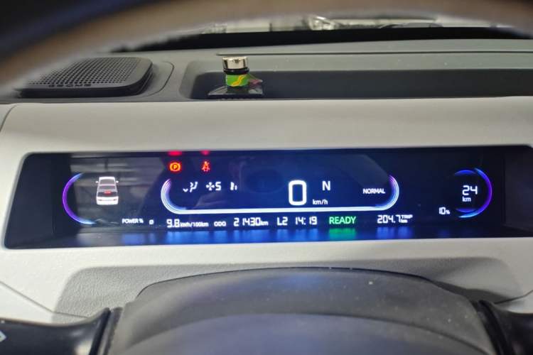 Used Geely Galaxy Panda 2023 Panda Mini 200km Endurance Bear Instrument Cluster
