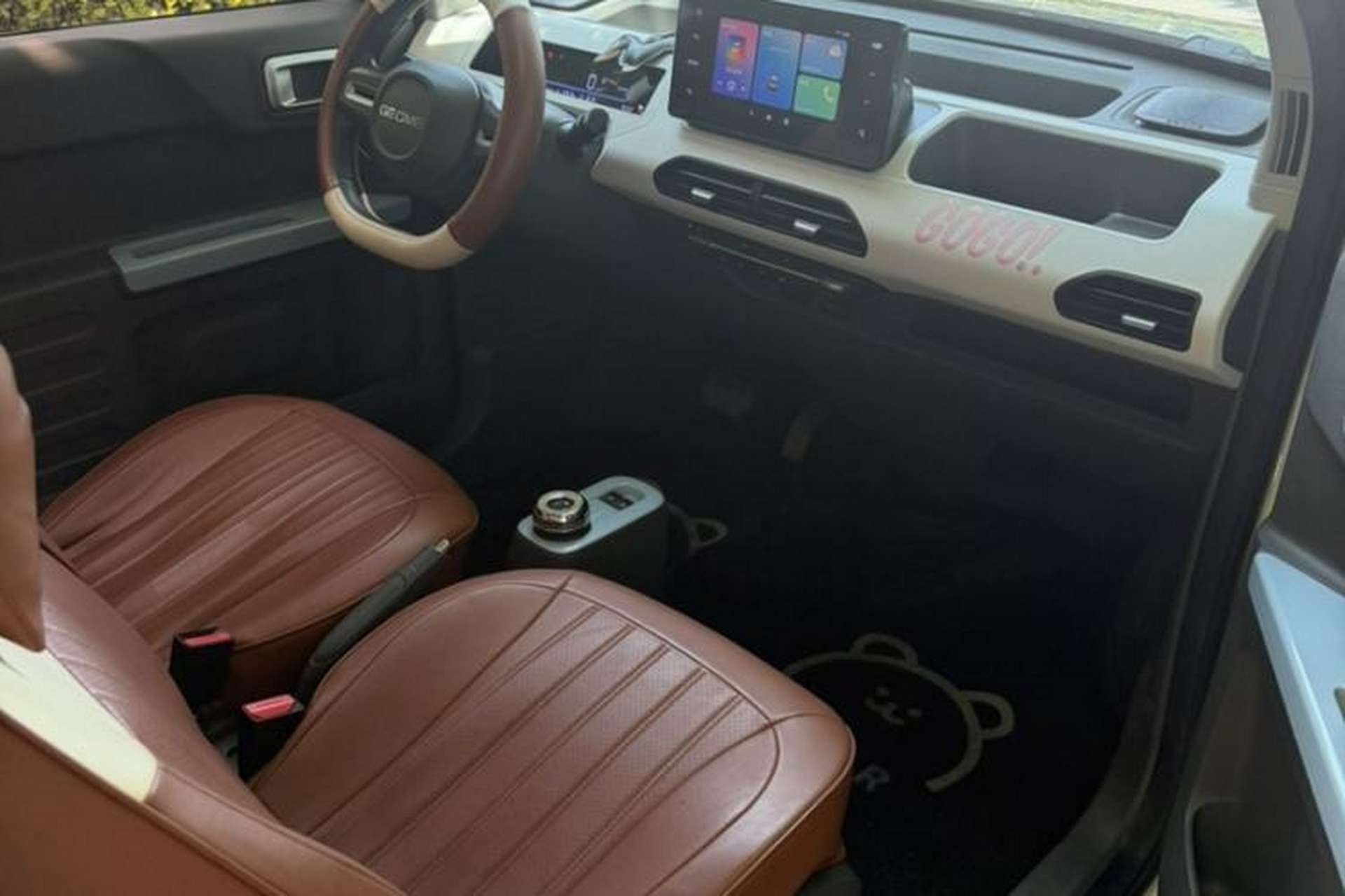 Used Geely Galaxy Panda 2023 Panda Mini 120km Super Cute Bear Interior 1