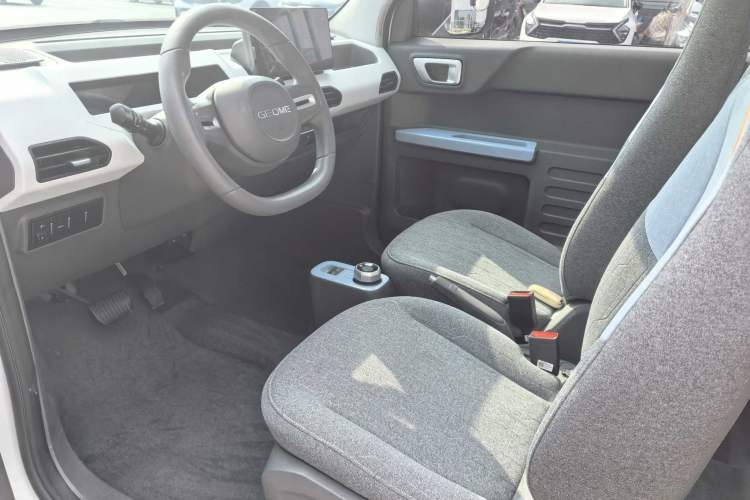 Used Geely Galaxy Panda 2023 Panda Mini 200km Dynamic Bear Interior 2