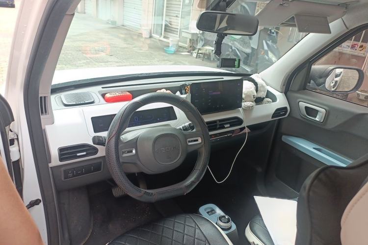 Used Geely Galaxy Panda 2023 Panda Mini 200km Endurance Bear Interior 2