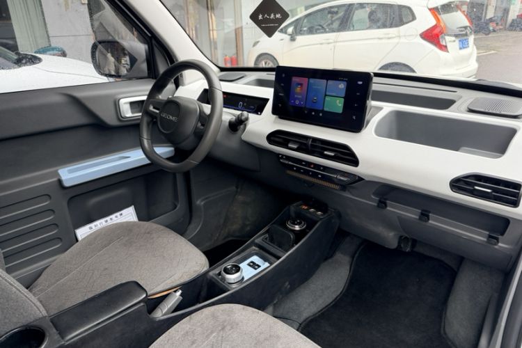 Used Geely Galaxy Panda 2023 Panda Mini 200km Endurance Bear Interior 2