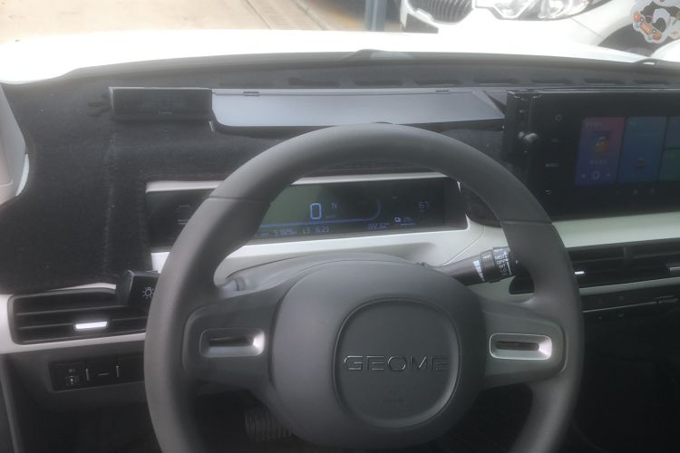 Used Geely Galaxy Panda 2023 Panda Mini 200km Dynamic Bear Interior 3