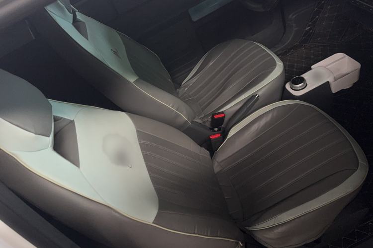 Used Geely Galaxy Panda 2023 Panda Mini 200km Endurance Bear Interior 3
