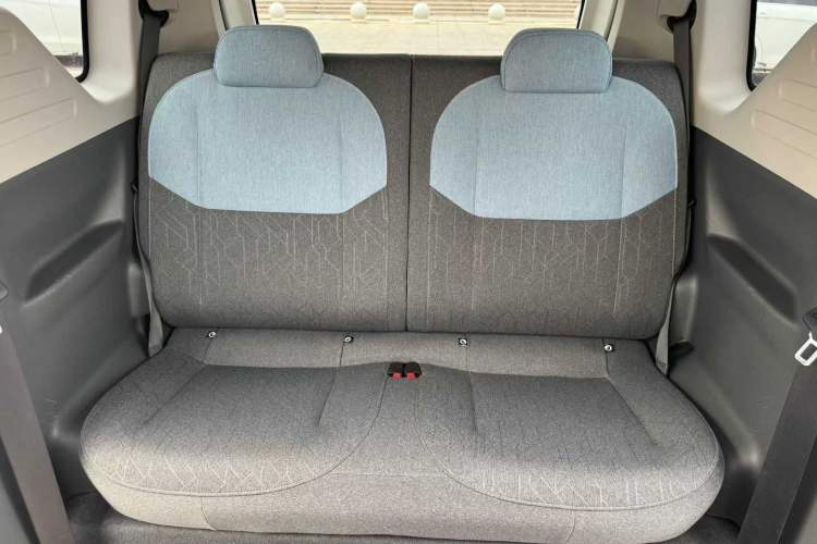 Used Geely Galaxy Panda 2023 Panda Mini 200km Endurance Bear Interior 3