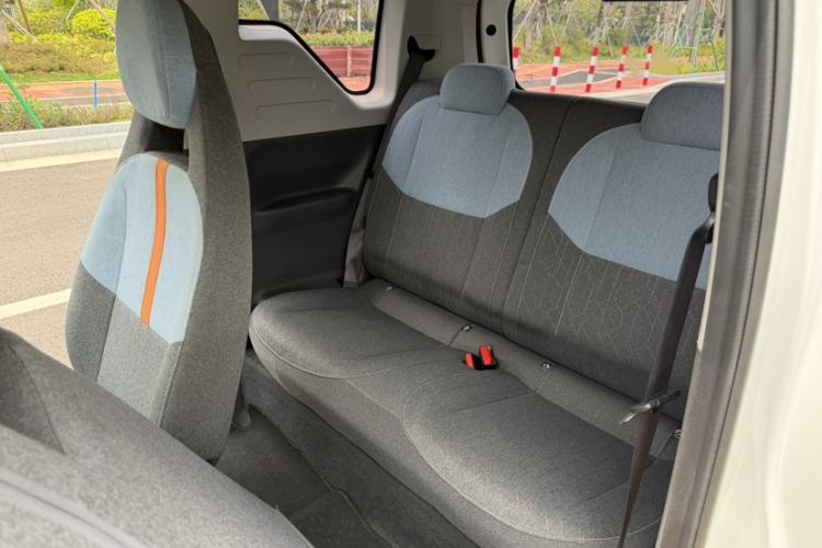 Used Geely Galaxy Panda 2023 Panda Mini 200km Endurance Bear Interior 3