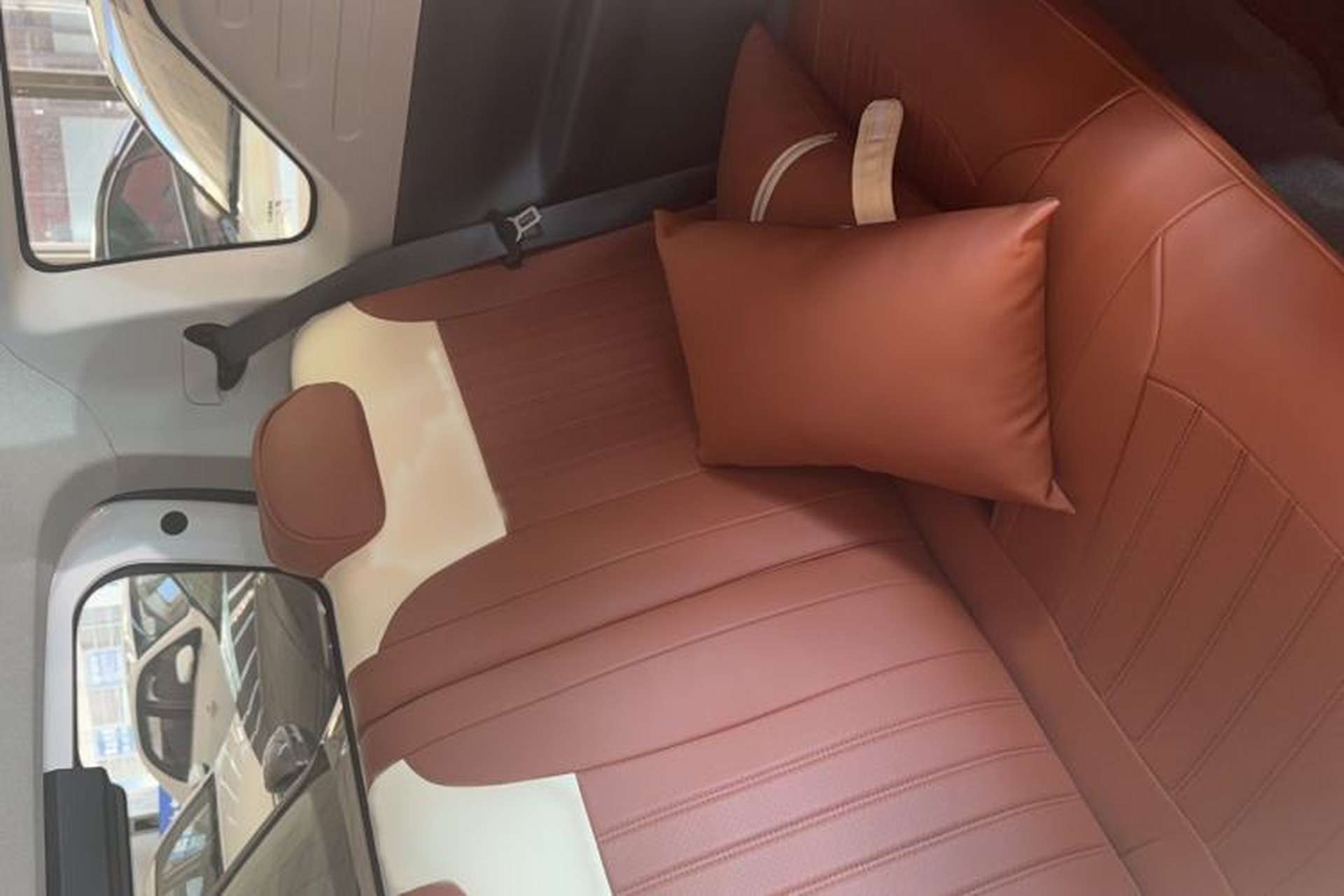 Used Geely Galaxy Panda 2023 Panda Mini 120km Super Cute Bear Interior 6