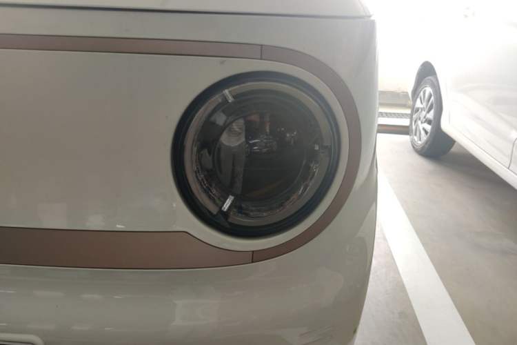 Used Geely Galaxy Panda 2023 Panda Mini 200km Endurance Bear Left Front Headlight