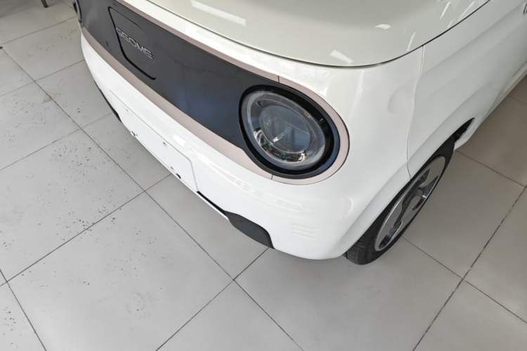 Used Geely Galaxy Panda 2023 Panda Mini 200km Dynamic Bear Left Front Headlight