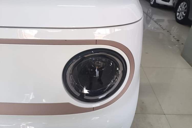 Used Geely Galaxy Panda 2023 Panda Mini 120km Cute Bear Left Front Headlight