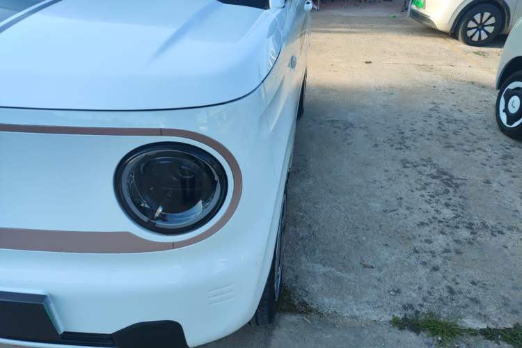 Used Geely Galaxy Panda 2023 Panda Mini 200km Dynamic Bear Left Front Headlight