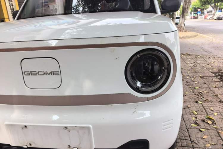 Used Geely Galaxy Panda 2023 Panda Mini 200km Endurance Bear Left Front Headlight