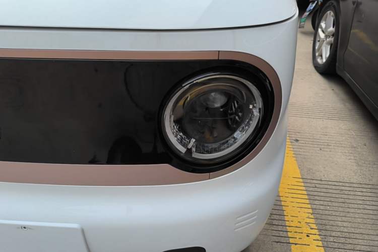 Used Geely Galaxy Panda 2023 Panda Mini 200km Dynamic Bear Left Front Headlight
