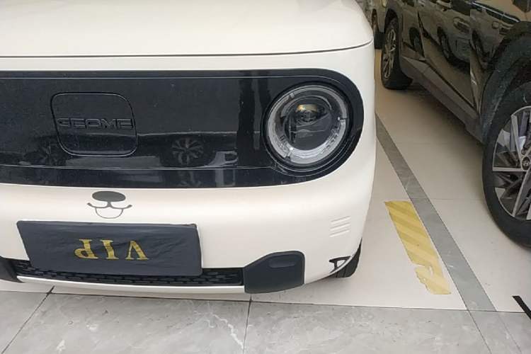 Used Geely Galaxy Panda 2023 Panda Mini 200km Dynamic Bear Left Front Headlight