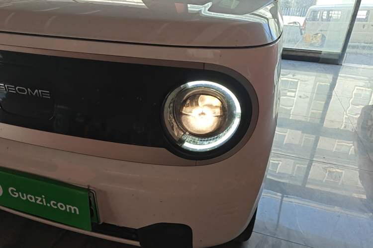 Used Geely Galaxy Panda 2023 Panda Mini 200km Dynamic Bear Left Front Headlight