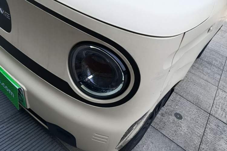 Used Geely Galaxy Panda 2023 Panda Mini 200km Endurance Bear Left Front Headlight