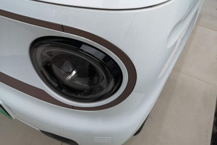 Used Geely Galaxy Panda 2023 Panda Mini 120km Super Cute Bear Left Front Headlight