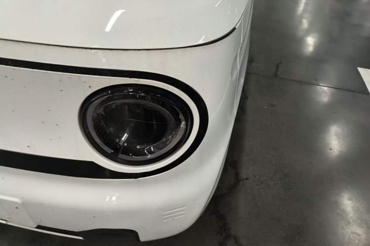 Used Geely Galaxy Panda 2023 Panda Mini 200km Endurance Bear Left Front Headlight