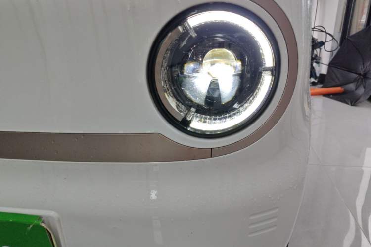 Used Geely Galaxy Panda 2023 Panda Mini 200km Dynamic Bear Left Front Headlight