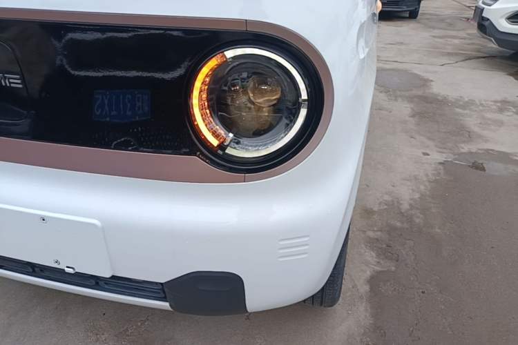 Used Geely Galaxy Panda 2023 Panda Mini New Year Edition Treasure Bear Left Front Headlight
