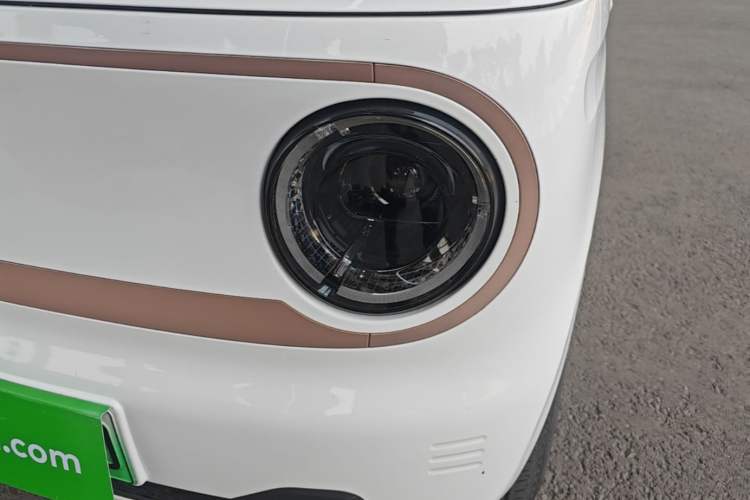 Used Geely Galaxy Panda 2023 Panda Mini 200km Dynamic Bear Left Front Headlight