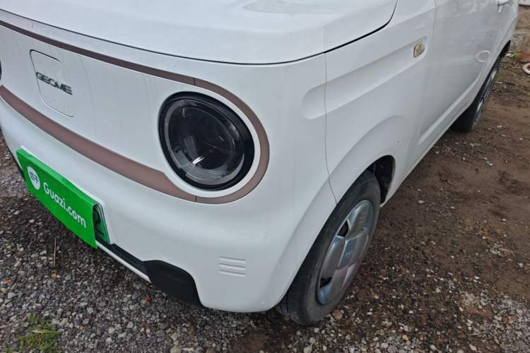 Used Geely Galaxy Panda 2023 Panda Mini 120km Super Cute Bear Left Front Headlight