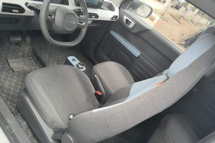 Used Geely Galaxy Panda 2023 Panda Mini 200km Endurance Bear Left Front Seat