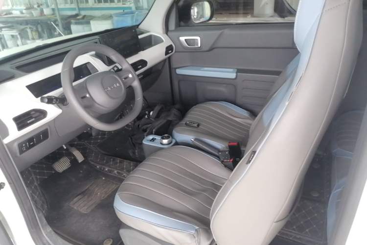 Used Geely Galaxy Panda 2023 Panda Mini 200km Dynamic Bear Left Front Seat