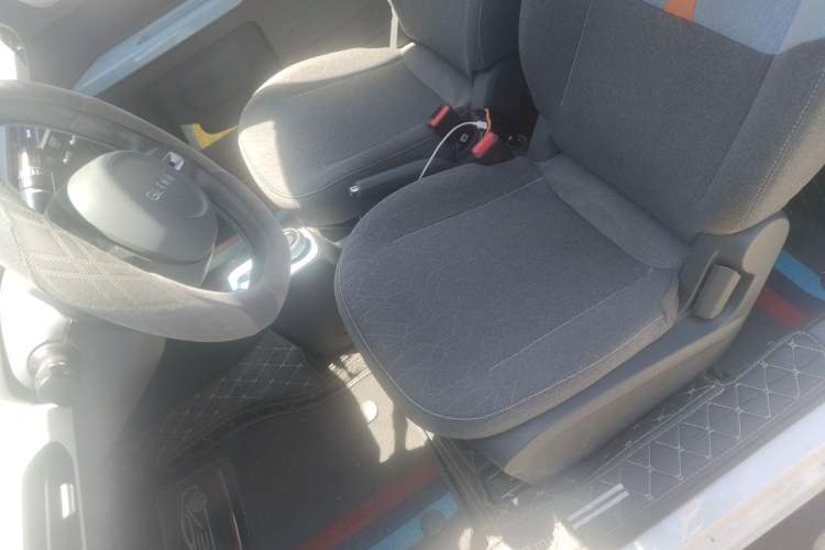 Used Geely Galaxy Panda 2023 Panda Mini 200km Endurance Bear Left Front Seat