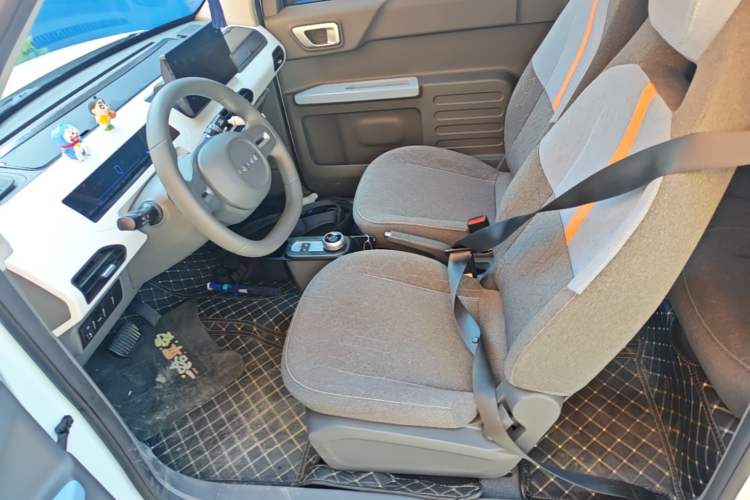 Used Geely Galaxy Panda 2023 Panda Mini 200km Endurance Bear Left Front Seat
