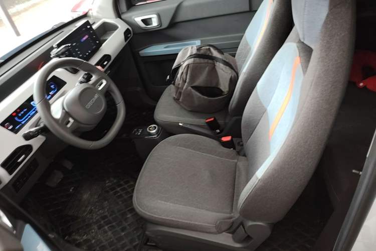 Used Geely Galaxy Panda 2023 Panda Mini 200km Little Yellow Duck Limited Edition — Happy as Can Be Left Front Seat