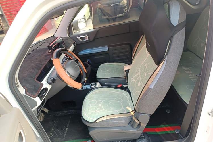 Used Geely Galaxy Panda 2023 Panda Mini 200km Endurance Bear Left Front Seat