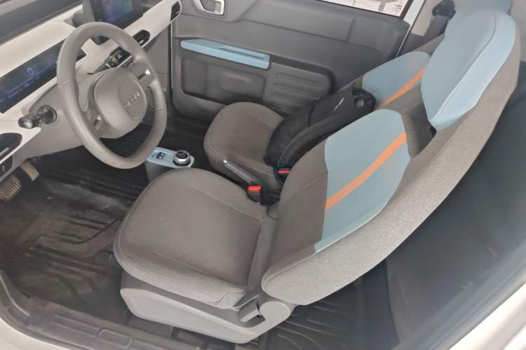 Used Geely Galaxy Panda 2023 Panda Mini 120km Super Cute Bear Left Front Seat