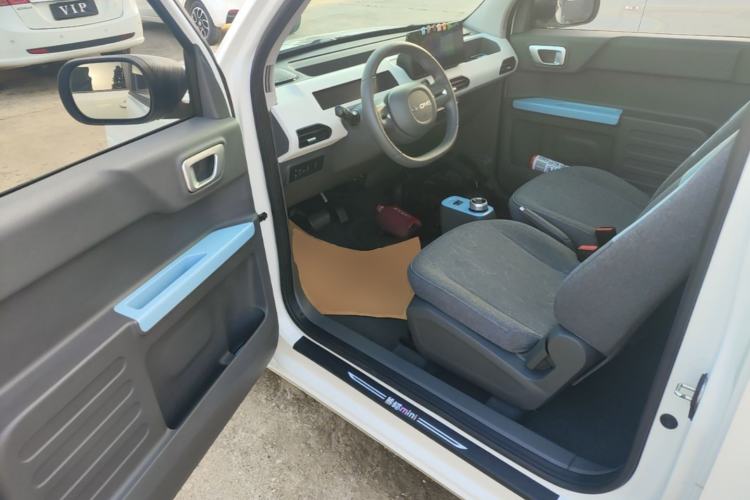 Used Geely Galaxy Panda 2023 Panda Mini 200km Dynamic Bear Left Front Seat