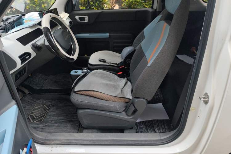 Used Geely Galaxy Panda 2023 Panda Mini 120km Super Cute Bear Left Front Seat
