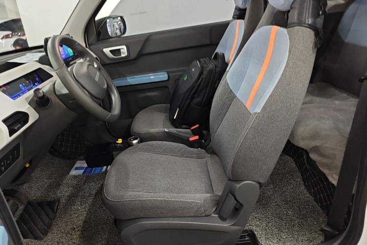 Used Geely Galaxy Panda 2023 Panda Mini 200km Endurance Bear Left Front Seat