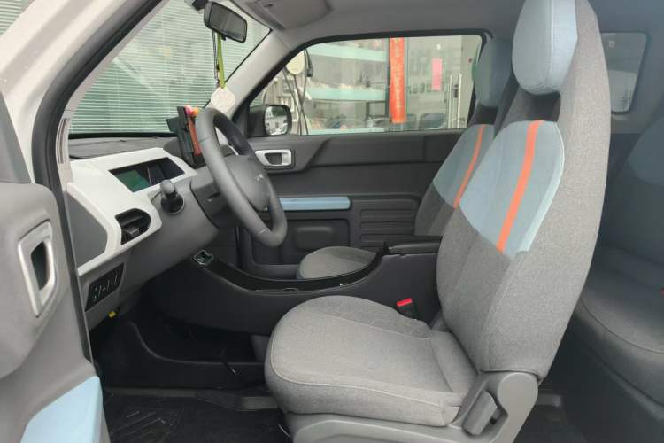 Used Geely Galaxy Panda 2023 Panda Mini 200km Endurance Bear Left Front Seat