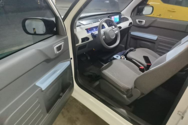 Used Geely Galaxy Panda 2023 Panda Mini 200km Endurance Bear Left Front Seat