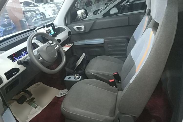 Used Geely Galaxy Panda 2023 Panda Mini 200km Endurance Bear Left Front Seat