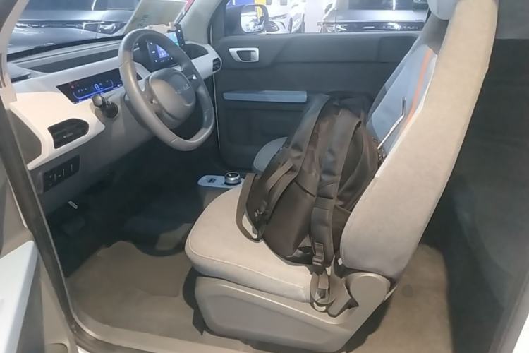 Used Geely Galaxy Panda 2023 Panda Mini 200km Endurance Bear Left Front Seat