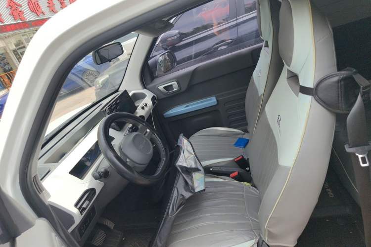 Used Geely Galaxy Panda 2023 Panda Mini 200km Endurance Bear Left Front Seat