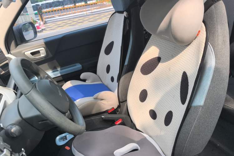 Used Geely Galaxy Panda 2023 Panda Mini 200km Endurance Bear Left Front Seat